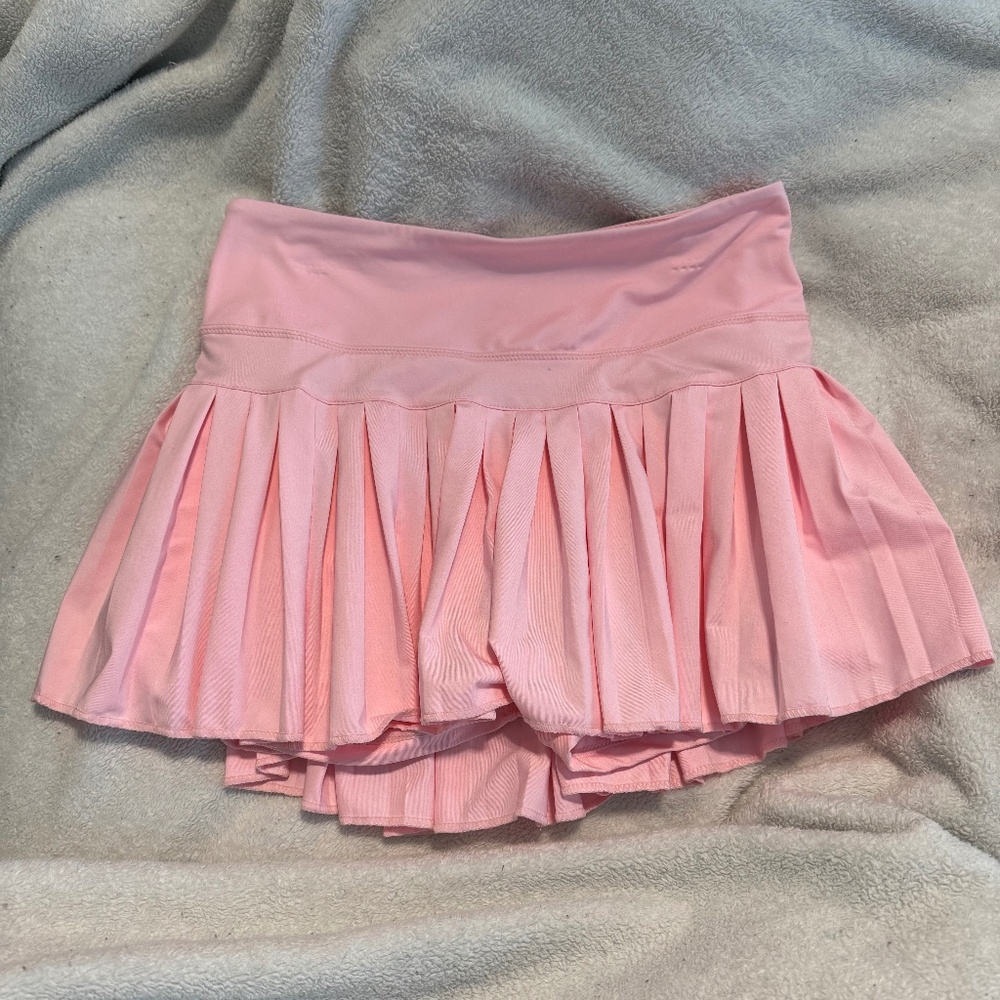 Gold Hinge Mini tennis pleated skirt light pink size medium